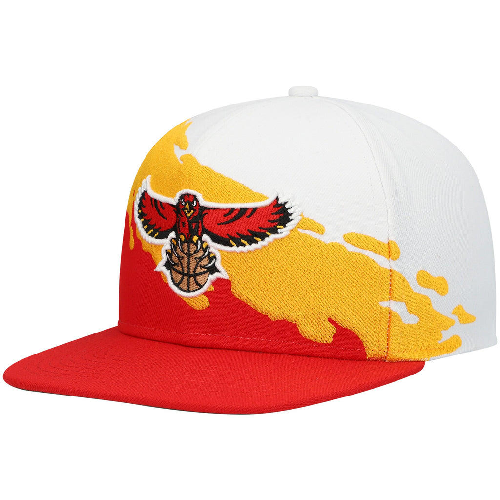 MENS MITCHELL & NESS NBA PAINTBRUSH SNAPBACK HWC HAWKS - WHITE-RED