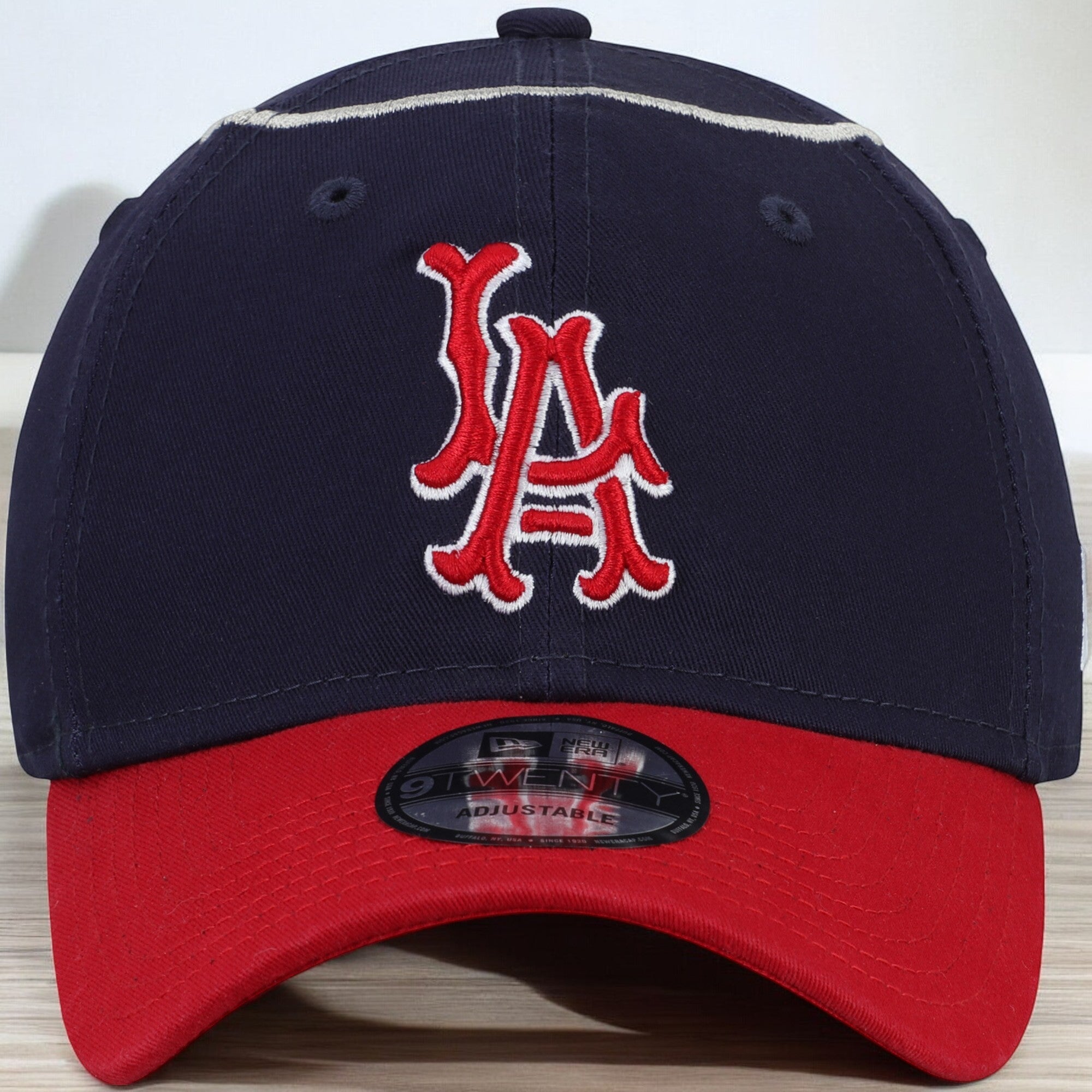 [11947355] MENS NEW ERA MLB LOS ANGELES ANGELS 920 CORE CLASSIC 1962 STRAPBACK