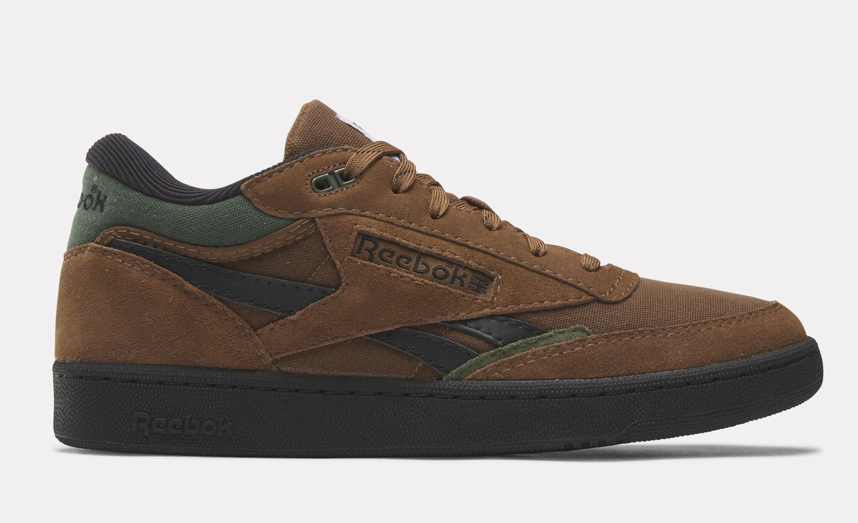 [100034038/IF7697] Mens Reebok CLUB C MID II REVENGE VINTAGE