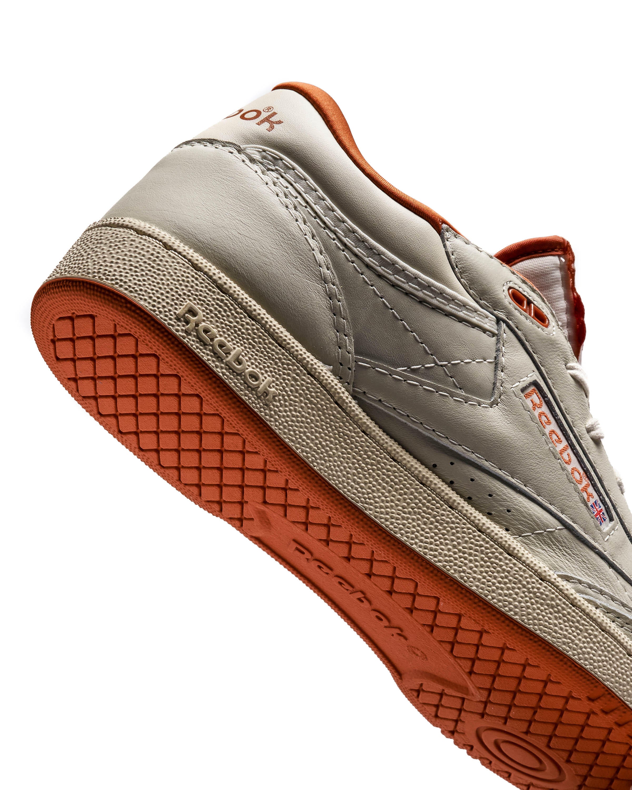[100047775/GZ5210] MENS REEBOK CLUB C MID II VINTAGE