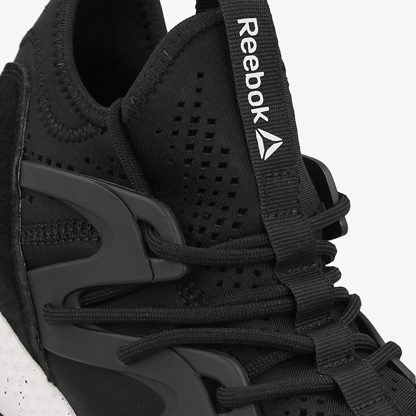 [BD2069] Womens Reebok Hayasu
