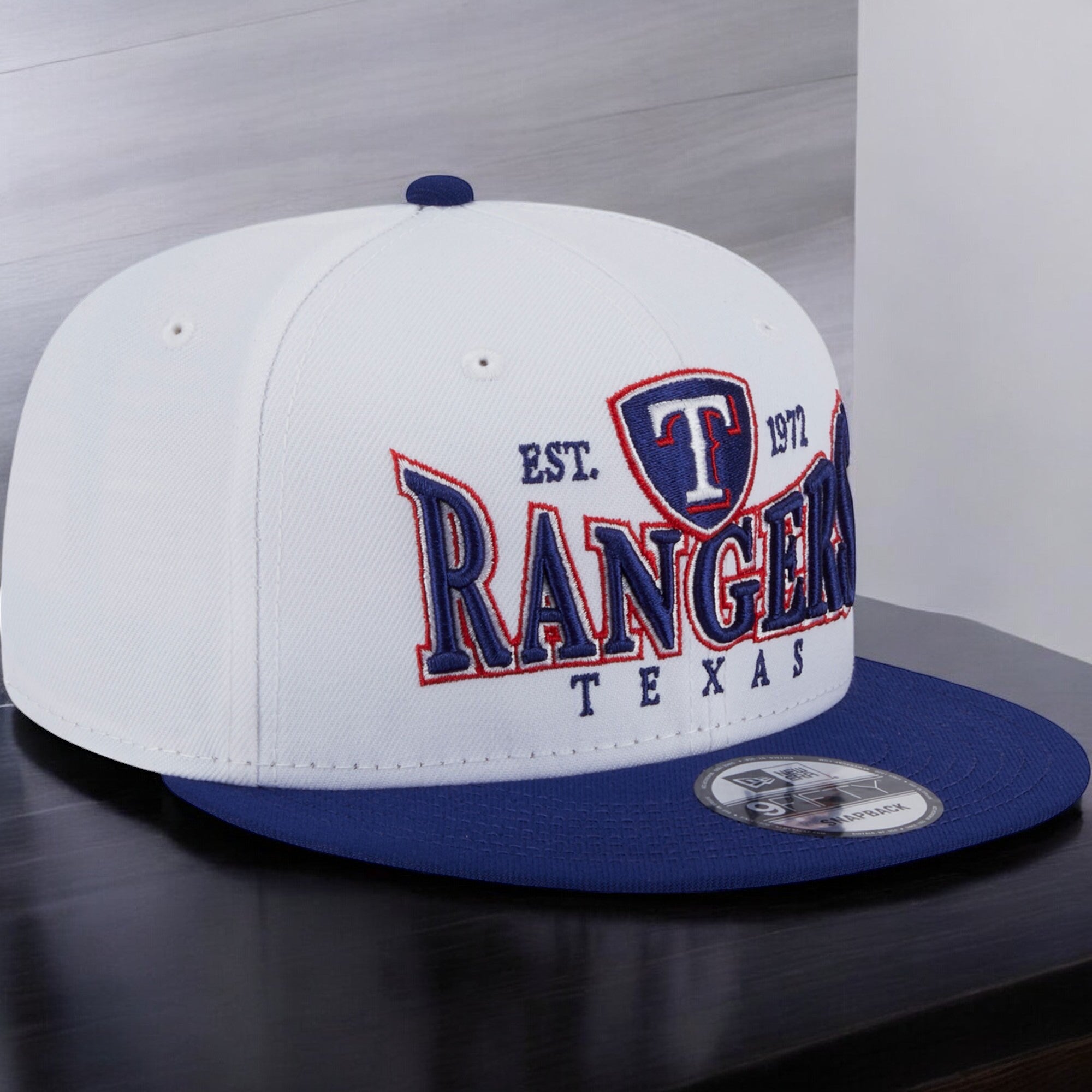 [60310269] MENS NEW ERA MLB TEXAS RANGERS 950 CREST STACK SNAPBACK - WHITE/ROYAL