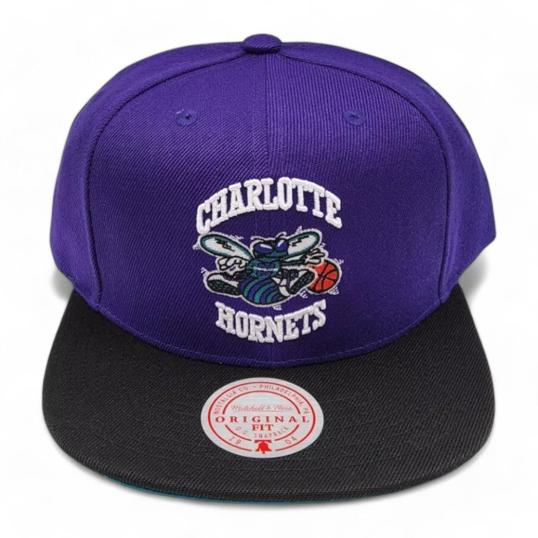 MENS MITCHELL & NESS NBA CORE BASIC SNAPBACK HWC HORNETS - PURPLE-BLACK