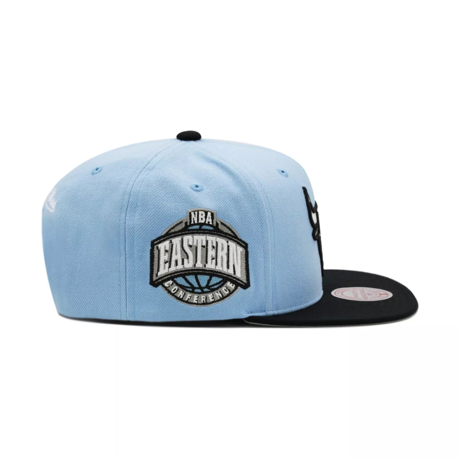 Mens Mitchell & Ness NBA CORE IV SNAPBACK BULLS