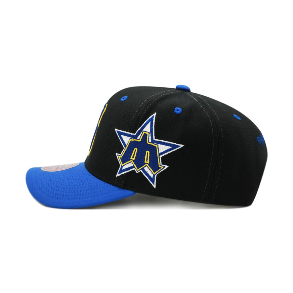 MENS MITCHELL & NESS MLB OVERBITE PRO SNAPBACK COOP MARINERS