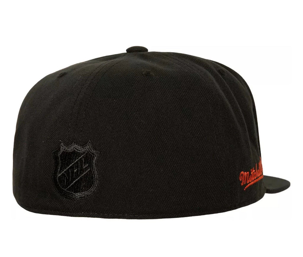 MENS MITCHELL & NESS NHL SIDE PATCH FITTED FLYERS - BLACK