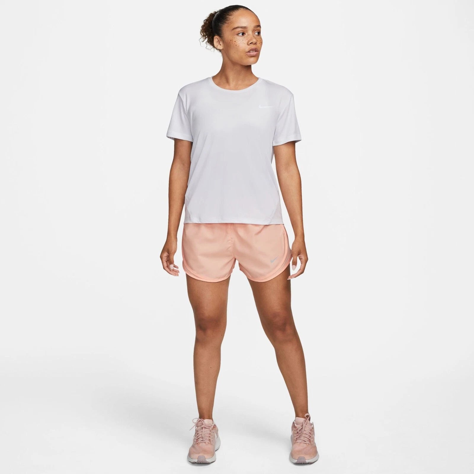 [CU8890-800] WOMENS NIKE TEMPO DRI-FIT 3'' RUNNING SHORTS