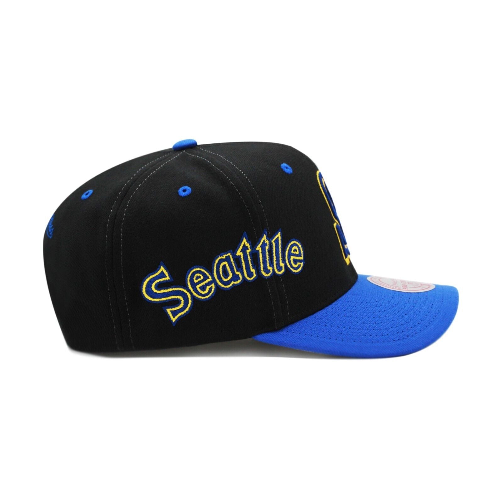 MENS MITCHELL & NESS MLB OVERBITE PRO SNAPBACK COOP MARINERS