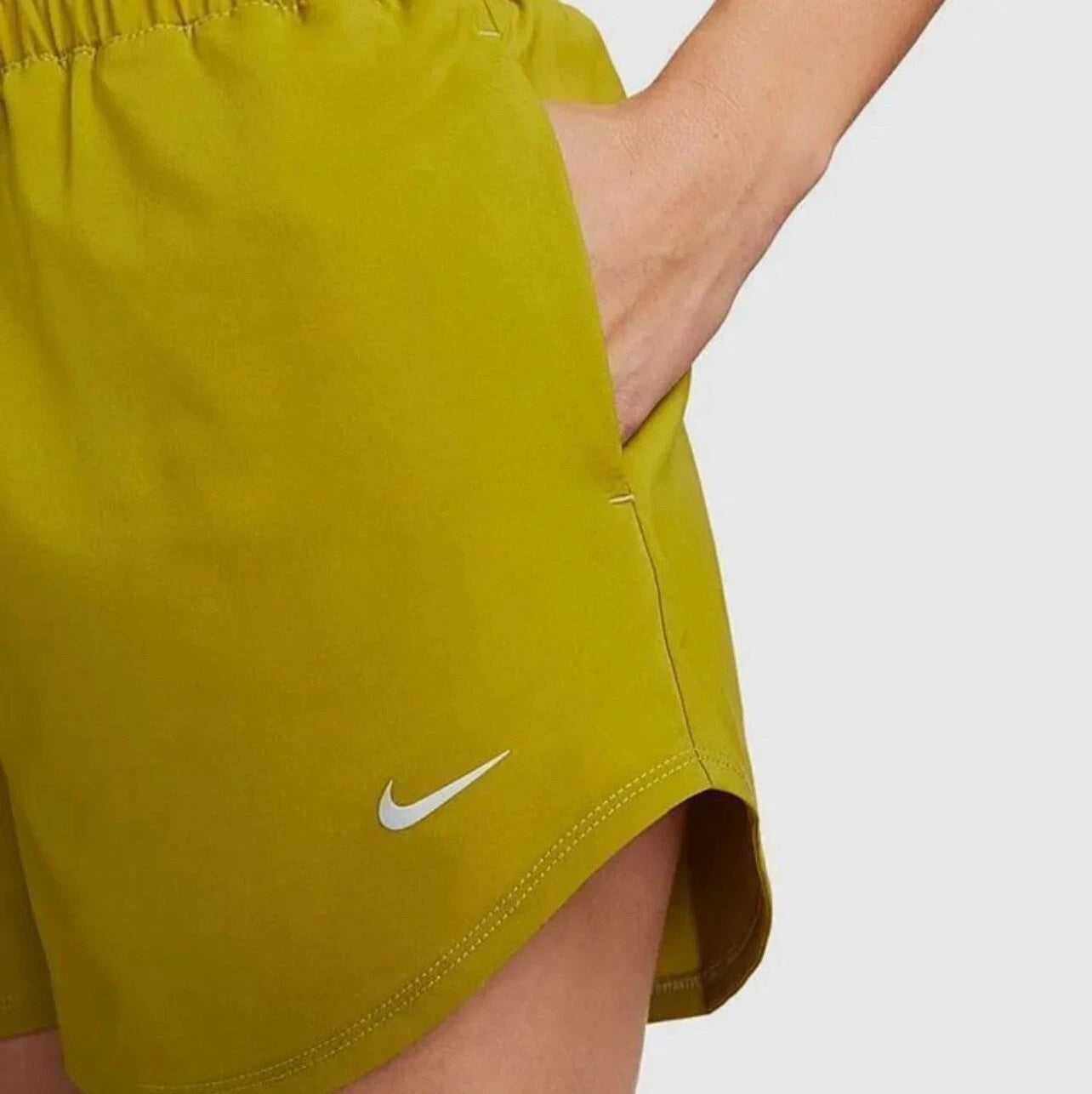 [DX6642-390] WOMENS NIKE DRI-FIT ONE ULTRA HIGH-WAISTED 3" BRIEF-LINED SHORTS