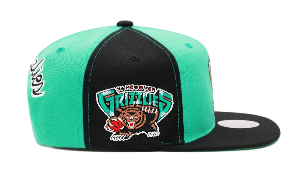 MENS MITCHELL & NESS NBA REAR SCRIPT DEADSTOCK SNAPBACK HWC GRIZZLIES