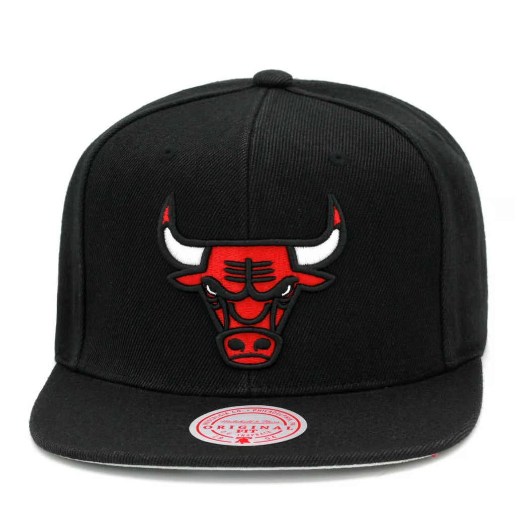 MENS MITCHELL & NESS NBA CORE BASIC SNAPBACK BULLS - BLACK