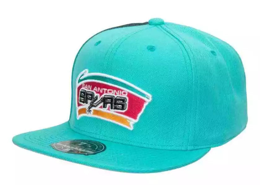 Mens Mitchell & Ness NBA TAPESTRY FITTED HWC SPURS