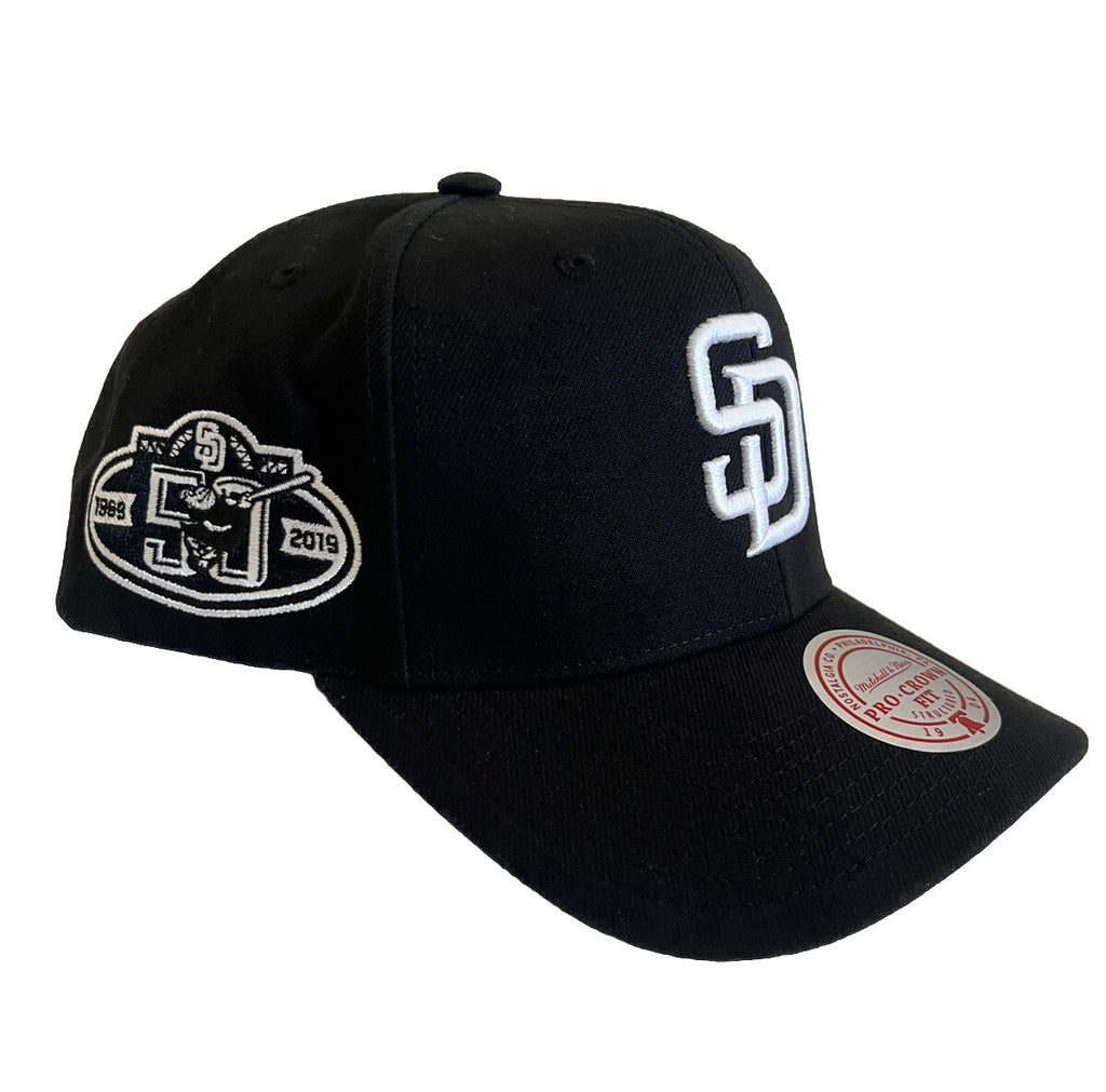MENS MITCHELL & NESS MLB PANDA PRO SNAPBACK PADRES