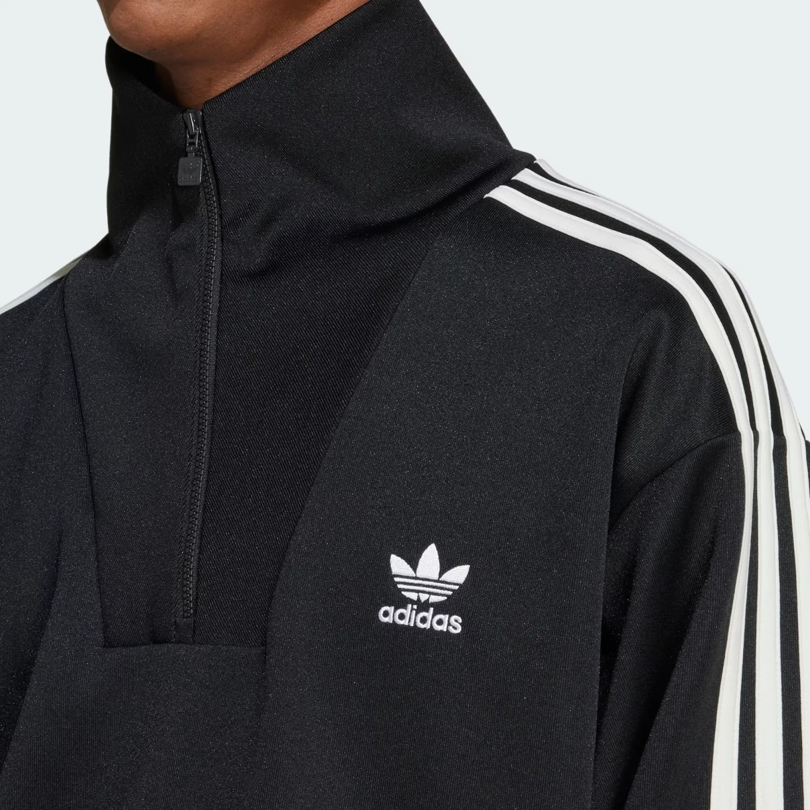 [IZ4803] MENS ADIDAS ADICOLOR FUNNEL NECK TRACK TOP