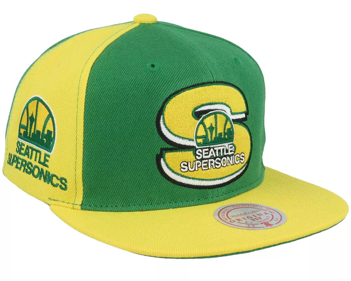 MENS MITCHELL & NESS NBA REAR SCRIPT DEADSTOCK SNAPBACK SUPERSONICS - GREEN-GOLD