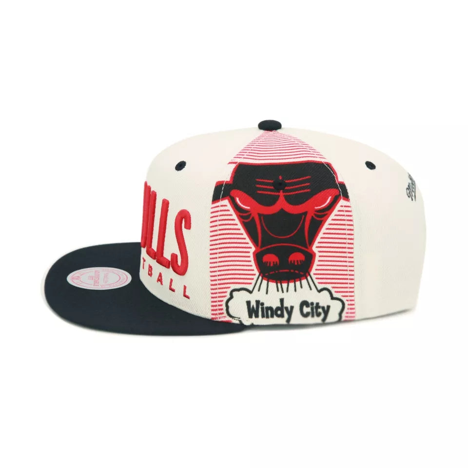 MENS MITCHELL & NESS NBA TEAM BASKETBALL BIG FACE HWC BULLS - SAND