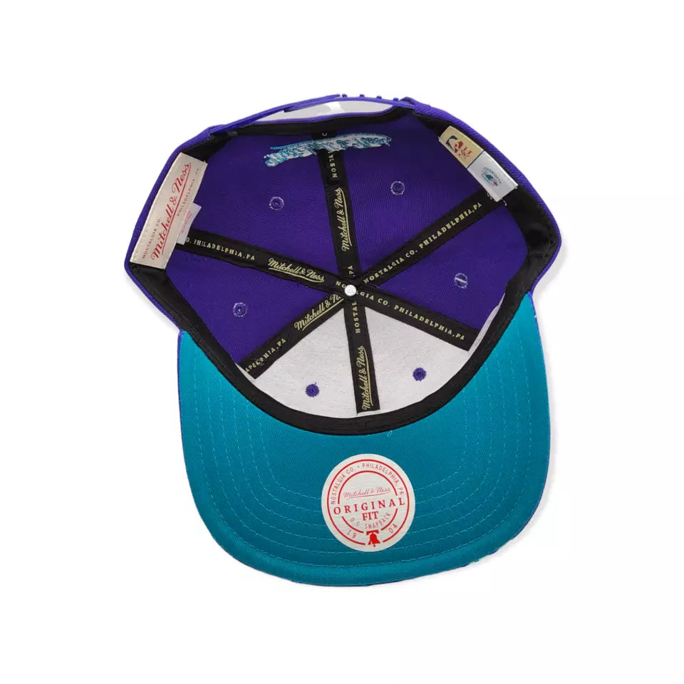 MENS MITCHELL & NESS NBA SWINGMAN POP SNAPBACK HWC HORNETS - PURPLE