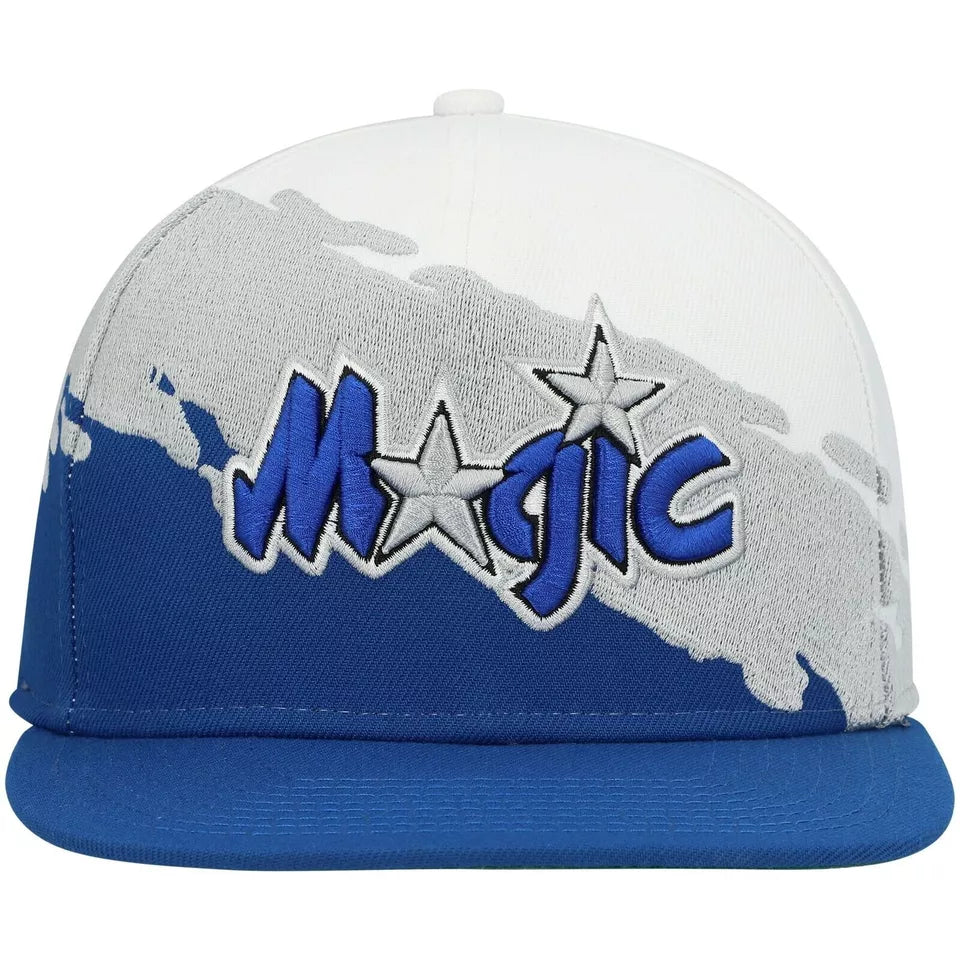 MENS MITCHELL & NESS NBA PAINTBRUSH SNAPBACK HWC MAGIC - WHITE-ROYAL