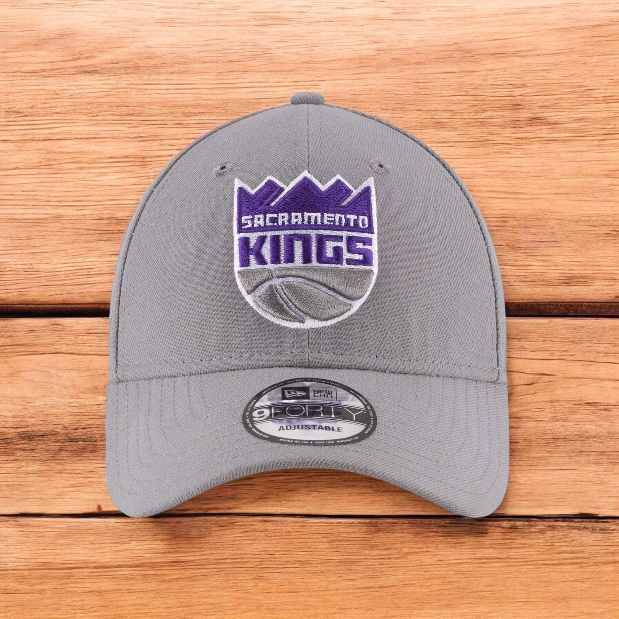[11405592] MENS NEW ERA NBA SACRAMENTO KINGS 9FORTY THE LEAGUE STRAPBACK - GRAY