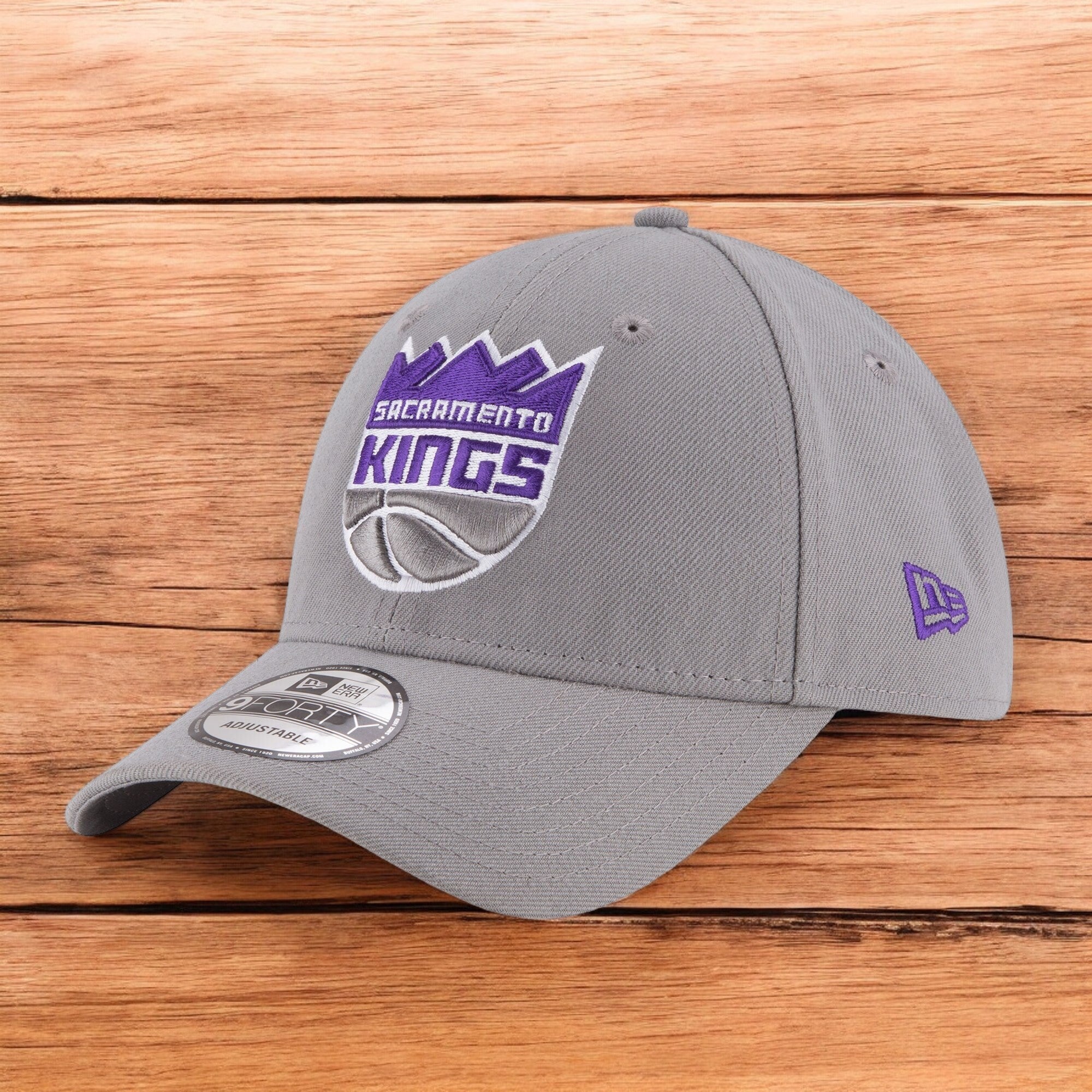 [11405592] MENS NEW ERA NBA SACRAMENTO KINGS 9FORTY THE LEAGUE STRAPBACK - GRAY