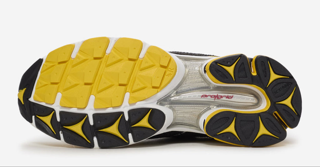 [S70704-16] MENS SAUCONY PROGRID TRIUMPH 4 'LEMON CHROME'