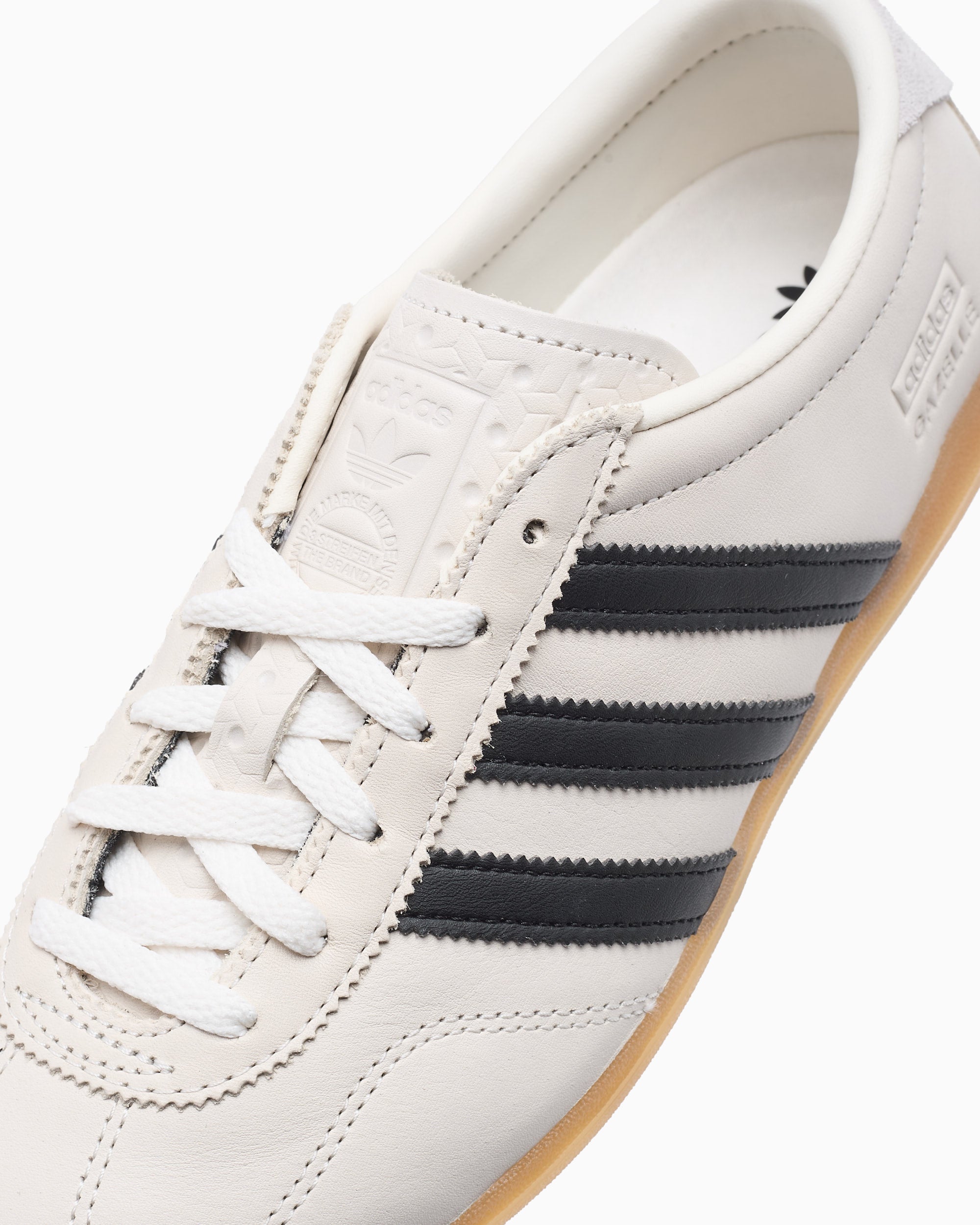 [IH1930] WOMENS ADIDAS GAZELLE LO PRO 'CHALK WHITE BLACK'