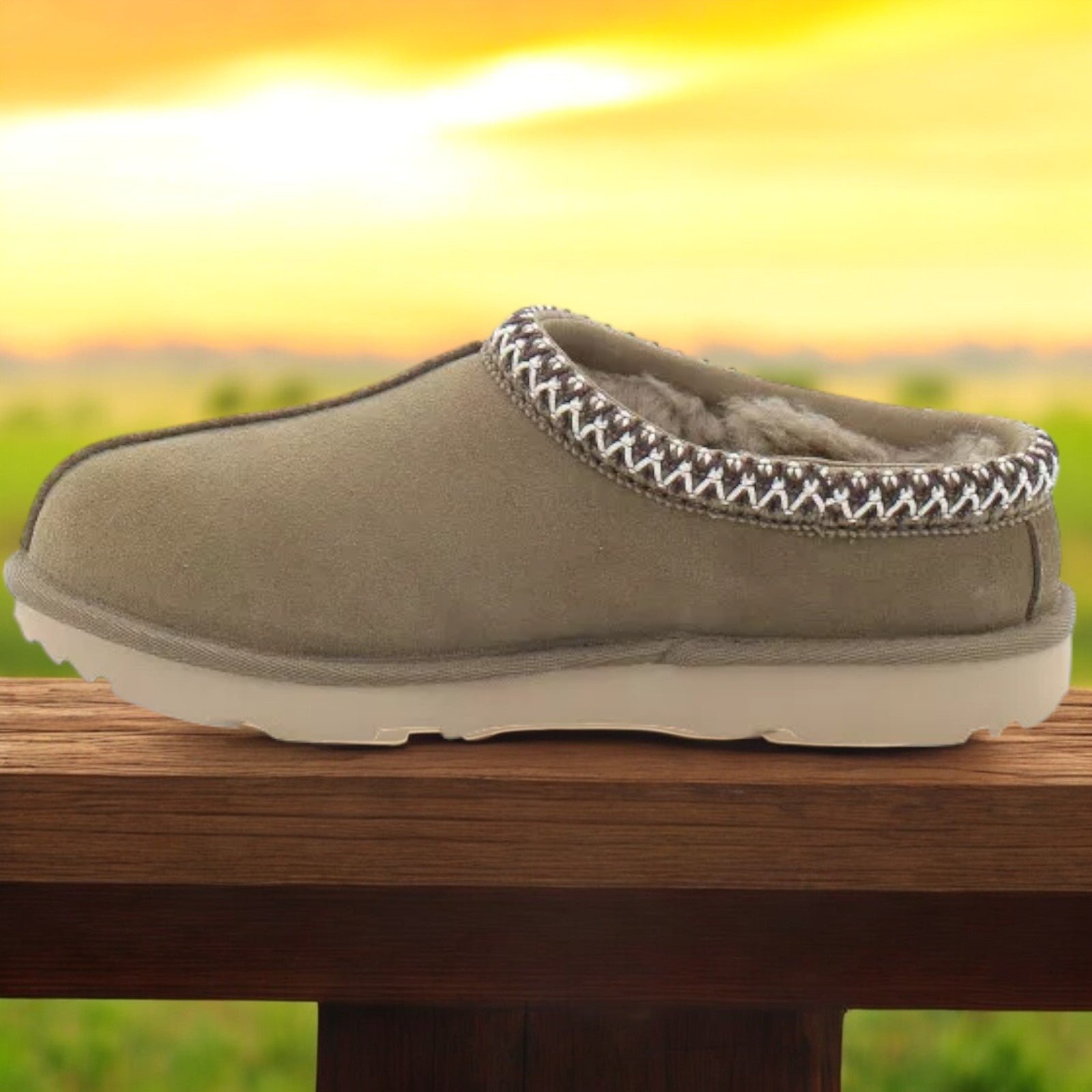 [1019066K-ALP] YOUTH UGG K TASMAN II