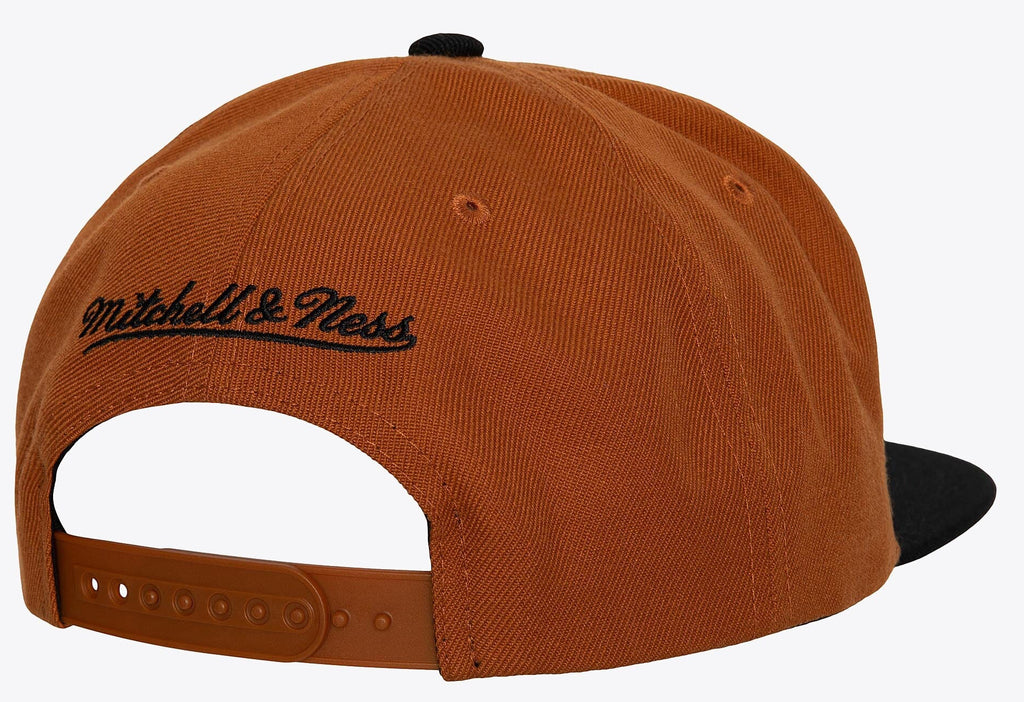 [HHSS5400-UTAYYPPPBROW] MENS MITCHELL & NESS NCAA TEAM 2 TONE 2 SNAPBACK AUSTIN
