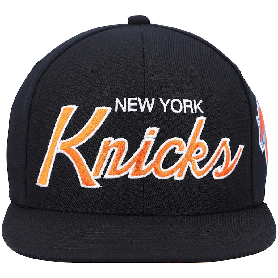 [HHSS3280-NYKYYPPPBLCK] MENS MITCHELL & NESS NBA TEAM SCRIPT 2.0 SNAPBACK KNICKS