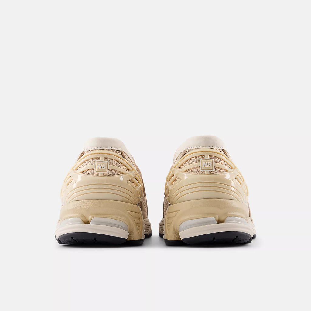 [U1906LNU] MENS NEW BALANCE 1906L LOAFER 'BISQUE'