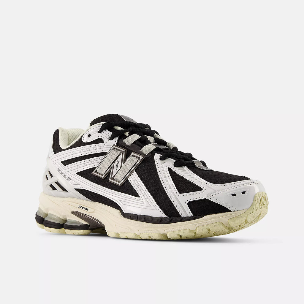 [U1906RCI] MENS NEW BALANCE 1906R 'WHITE/BLACK'