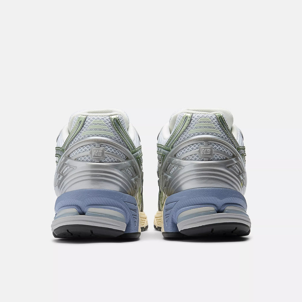 [U1906RNE] MENS NEW BALANCE 1906R 'ICE BLUE/MELON WATER'