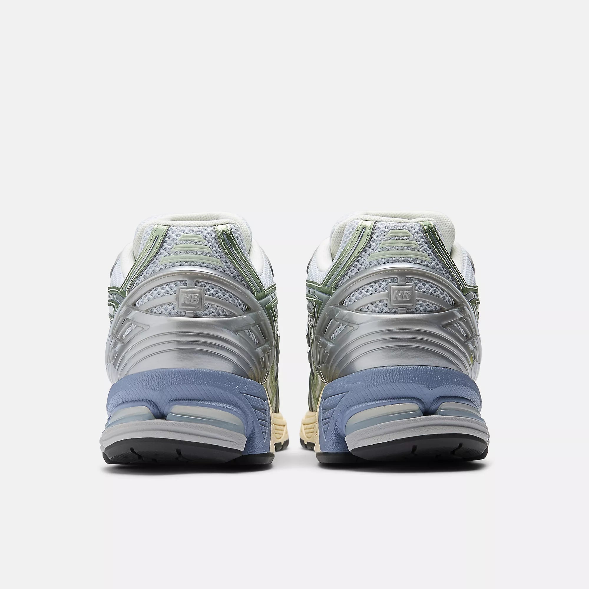[U1906RNE] MENS NEW BALANCE 1906R 'ICE BLUE/MELON WATER'