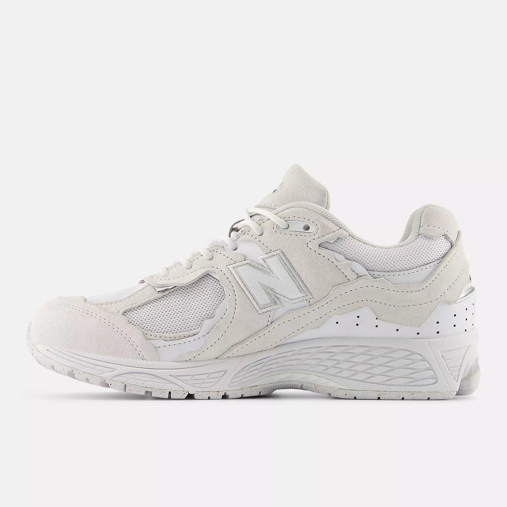 [U2002DXA] MENS NEW BALANCE 2002DX GORE-TEX 'WHITE' PROTECTION PACK