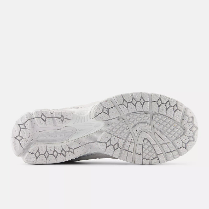 [U2002DXA] MENS NEW BALANCE 2002DX GORE-TEX 'WHITE' PROTECTION PACK
