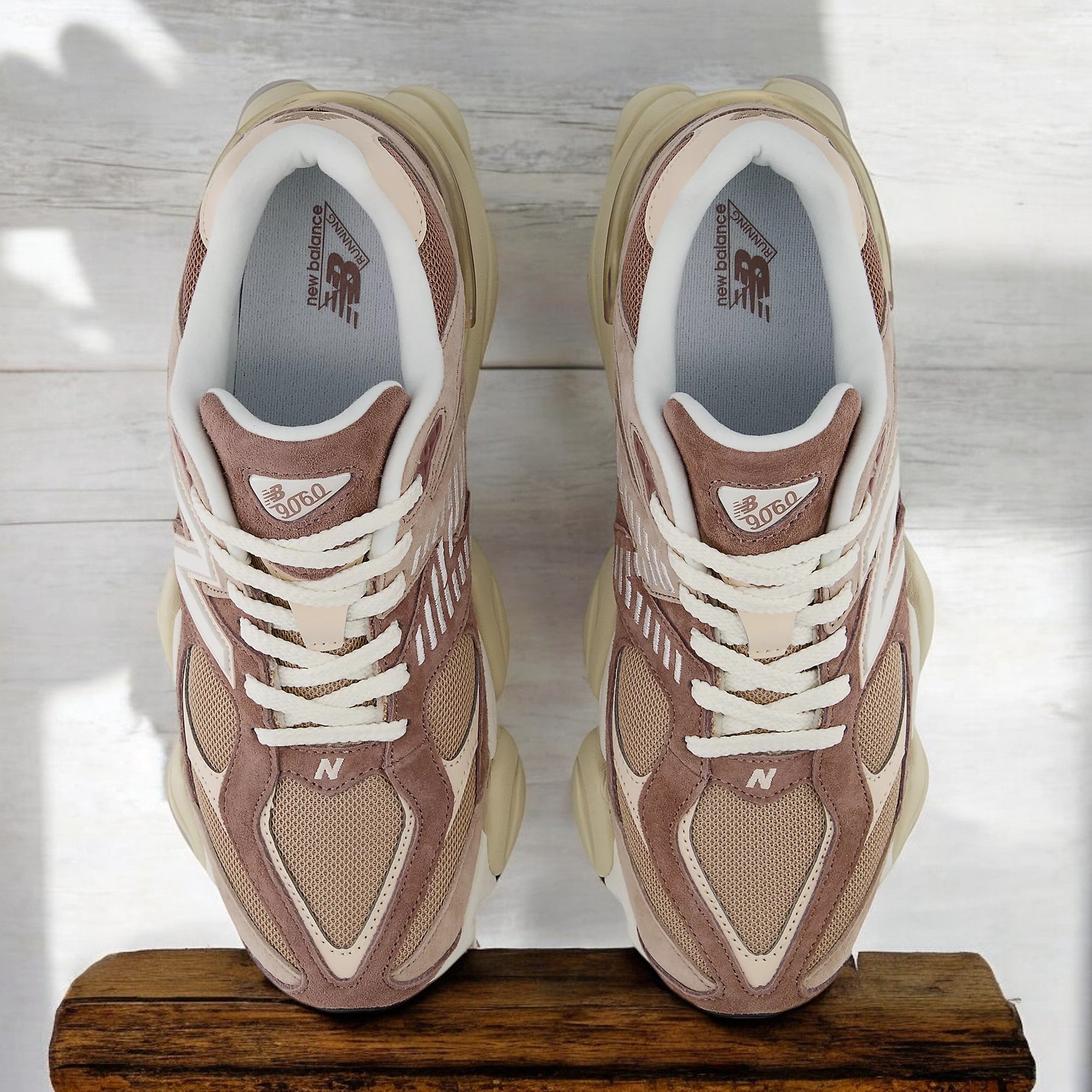 [U9060EEH] Mens New Balance U9060V1