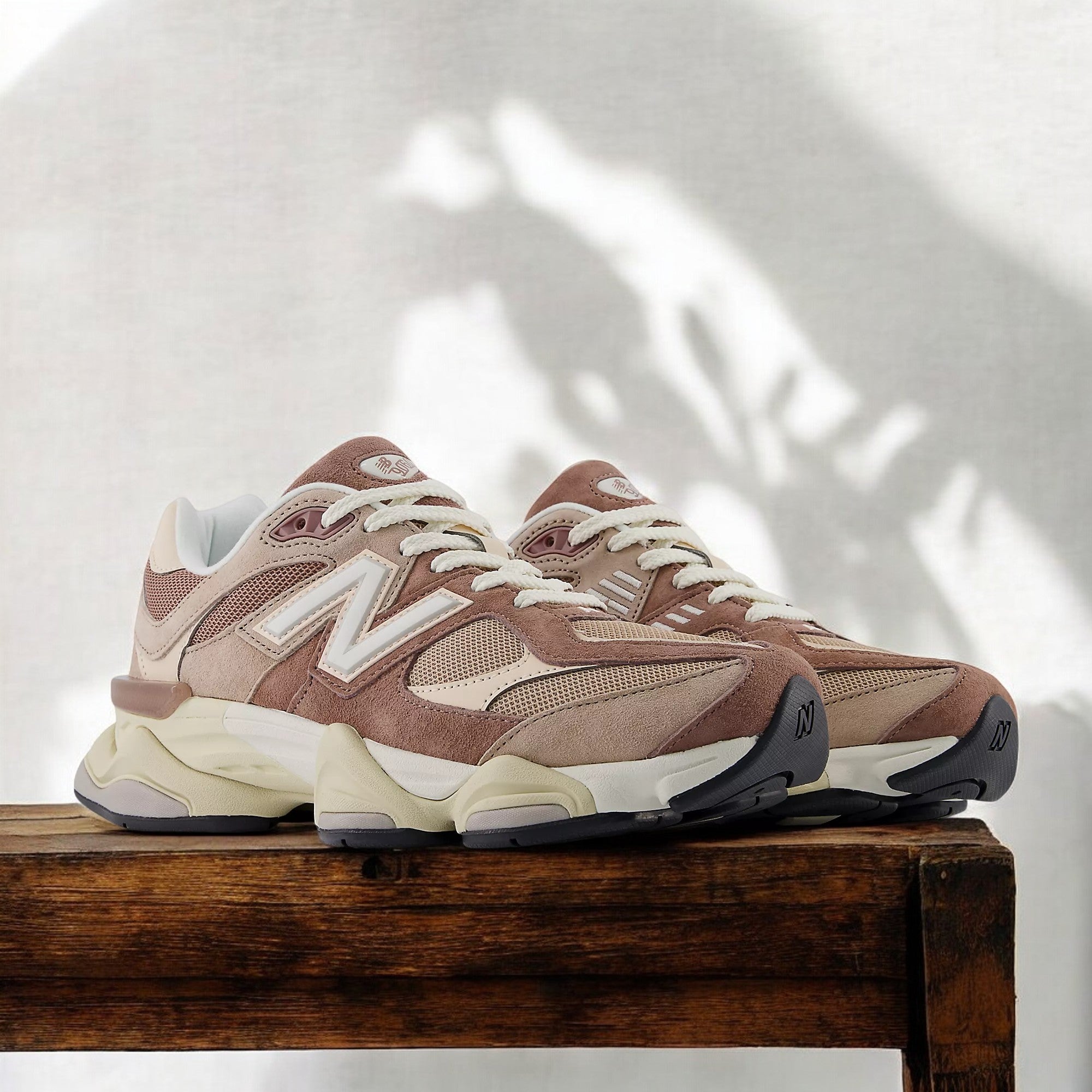 [U9060EEH] Mens New Balance U9060V1