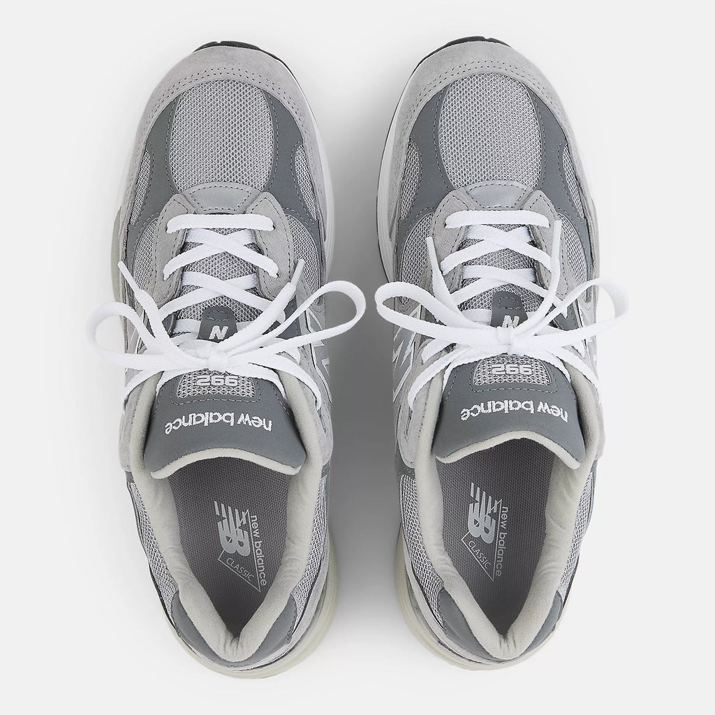 [U992GY] MENS NEW BALANCE 992 MIUSA GREY 'SILVER METALLIC'