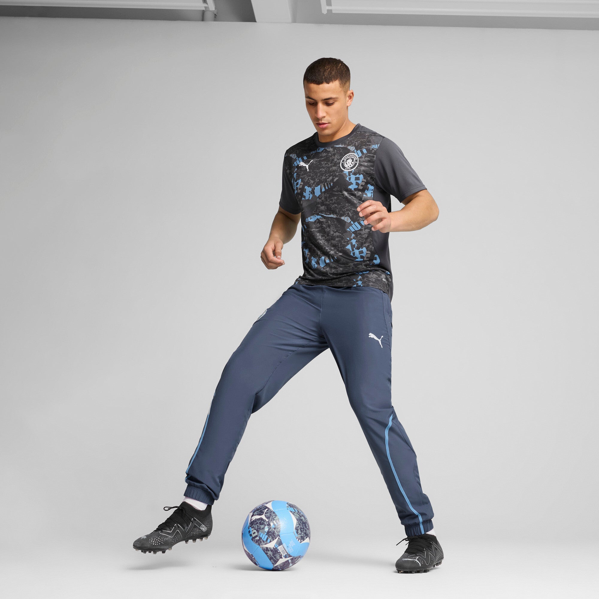 [779155-74] Mens Puma MCFC PREMATCH SS JERSEY