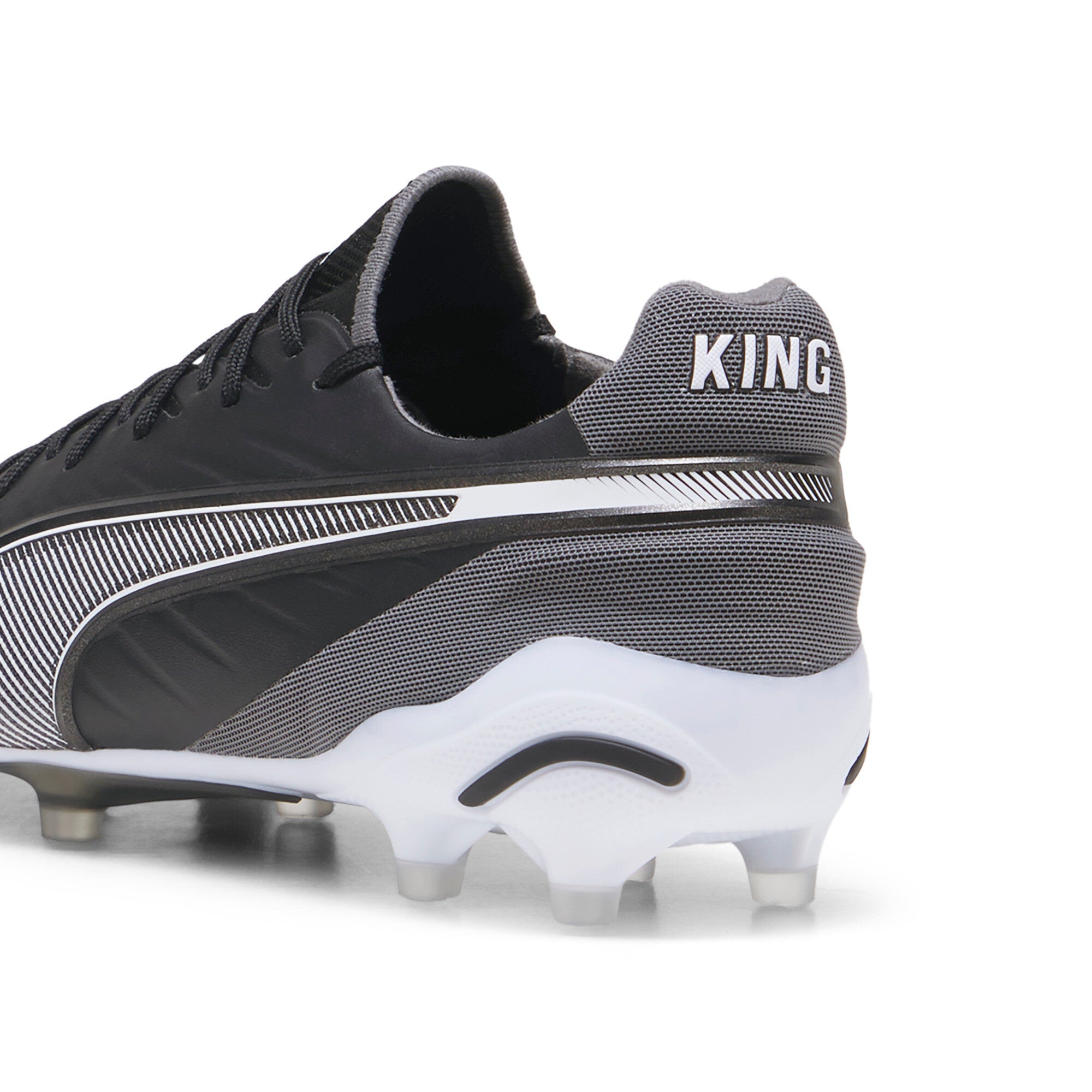 [107809-01] Mens Puma KING ULTIMATE FG/AG