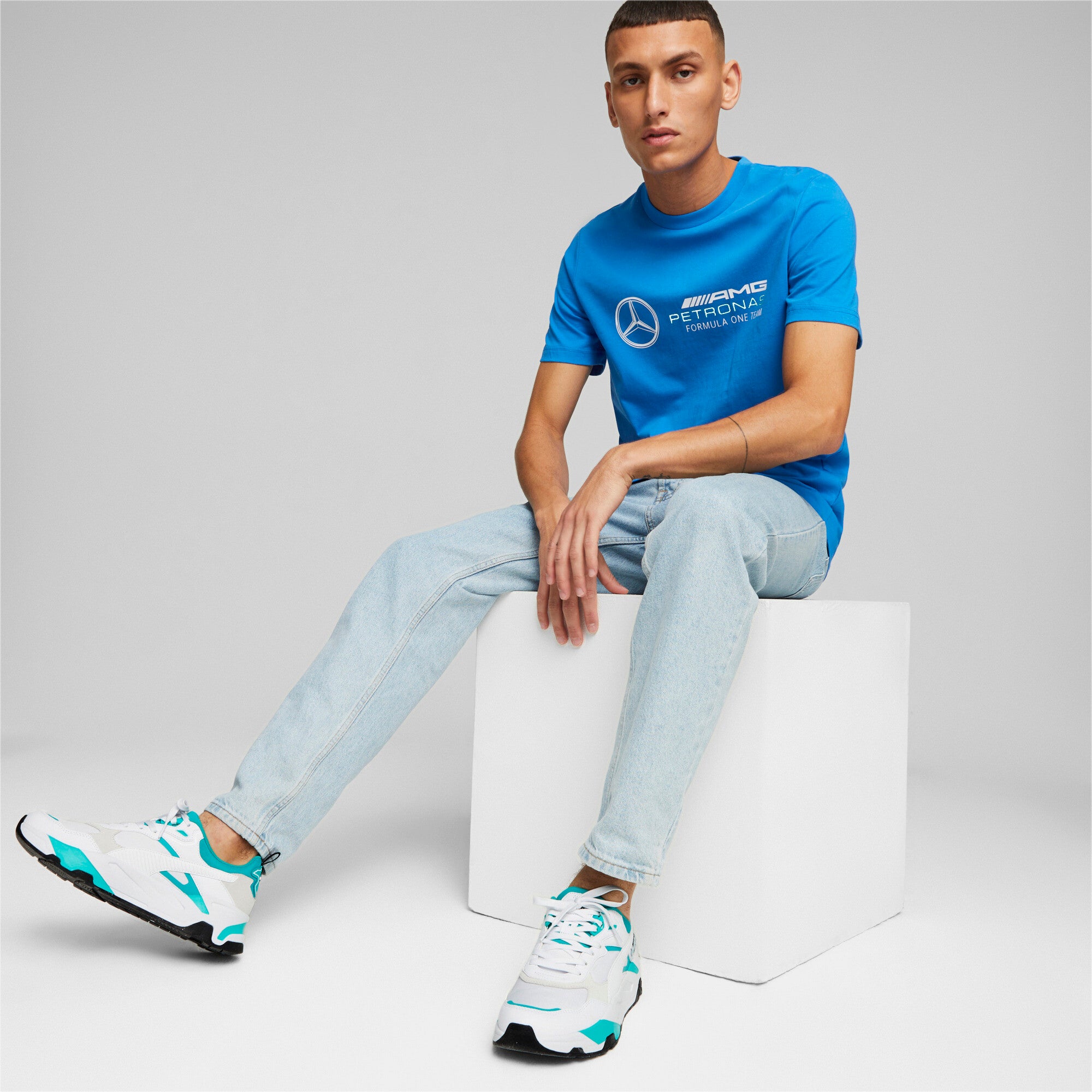 [621165-08] Mens PUMA MAPF1 MERCEDES ESSENTIAL LOGO TEE