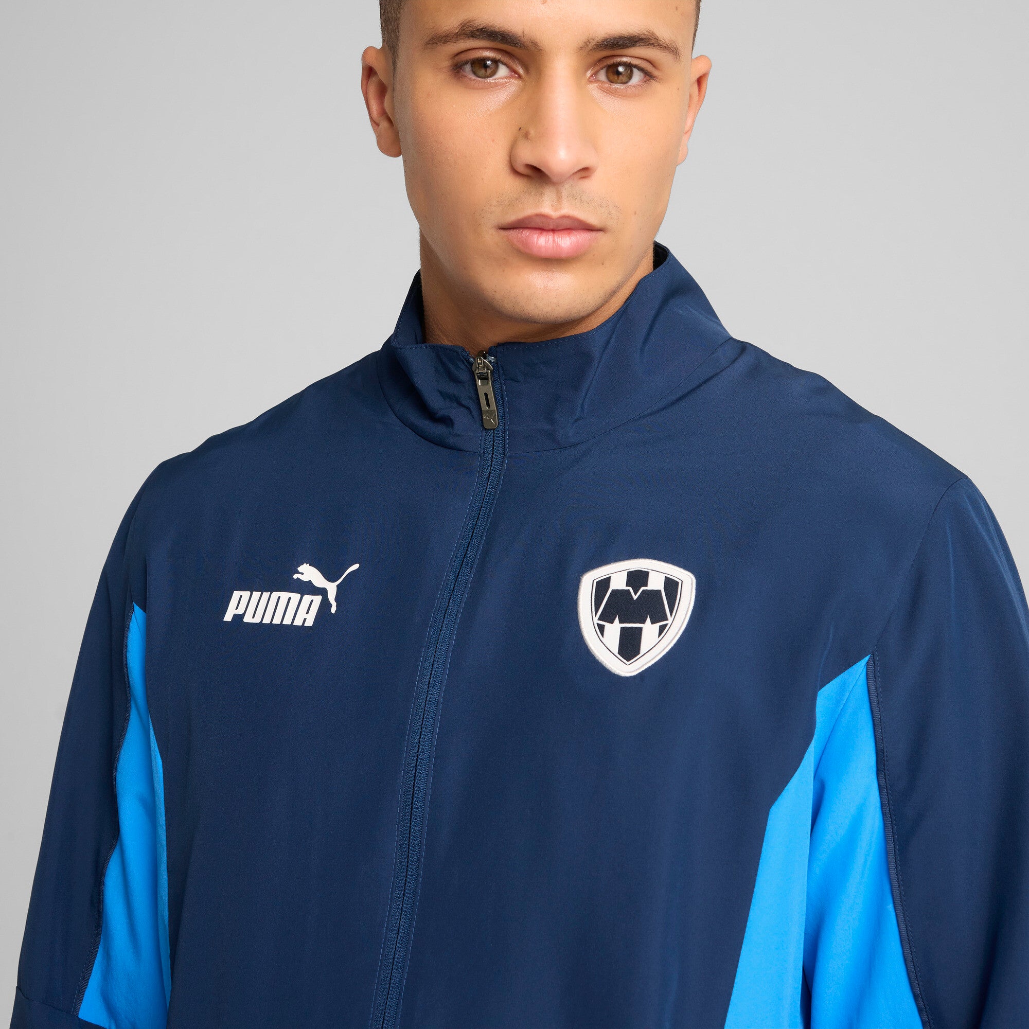 [781442-01] Mens Puma MTY FTBLARCHIVE JACKET