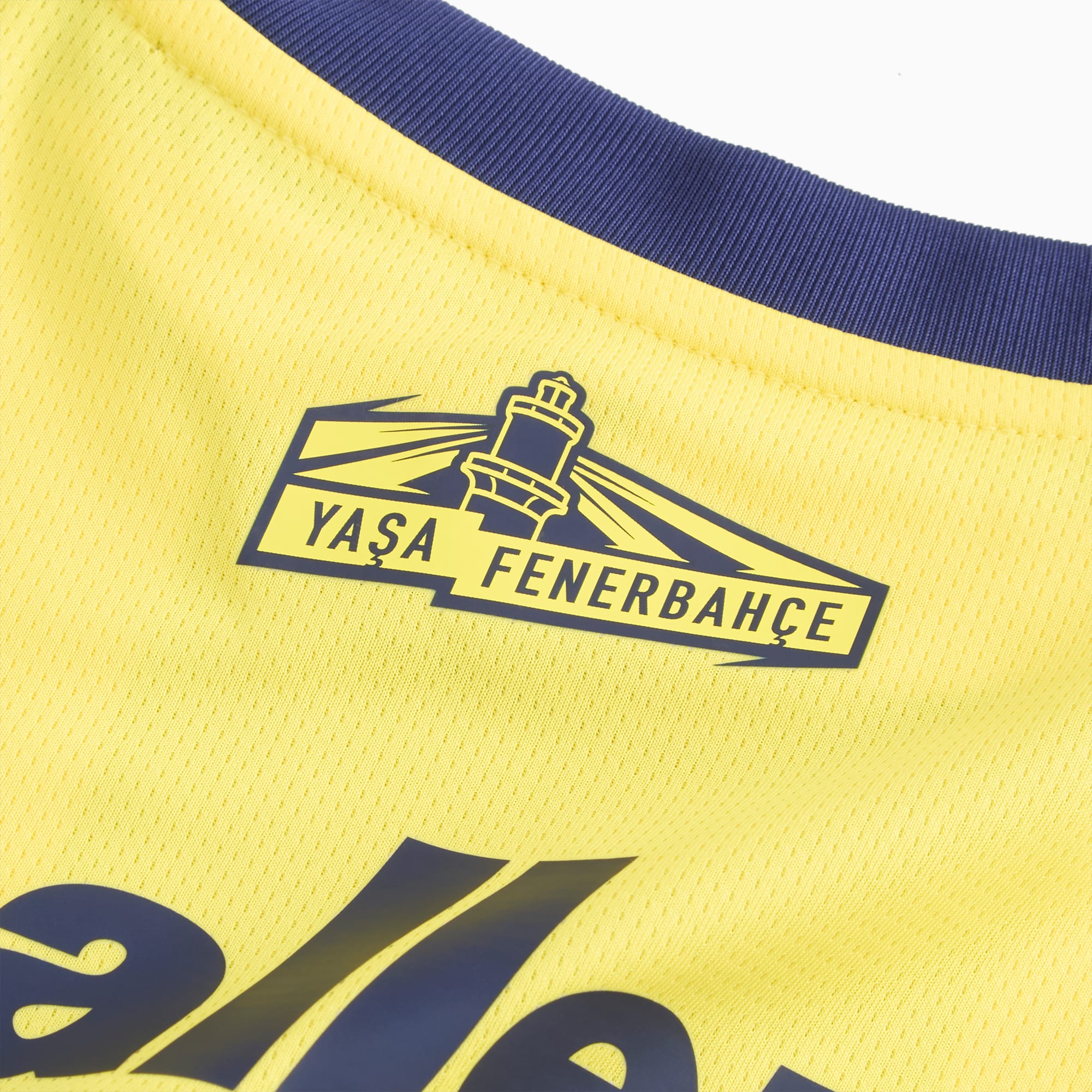 [775360-01] MENS PUMA FSK HOME JERSEY REPLICA