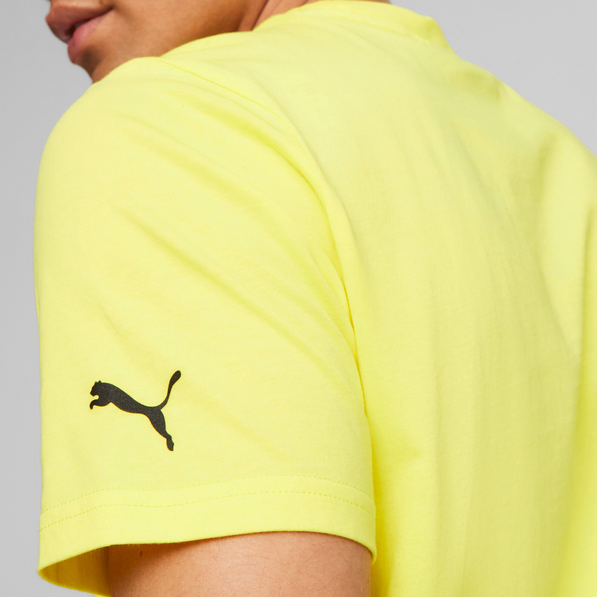 [620951-04] MENS PUMA FERRARI RACE TONAL BIG SHIELD TEE