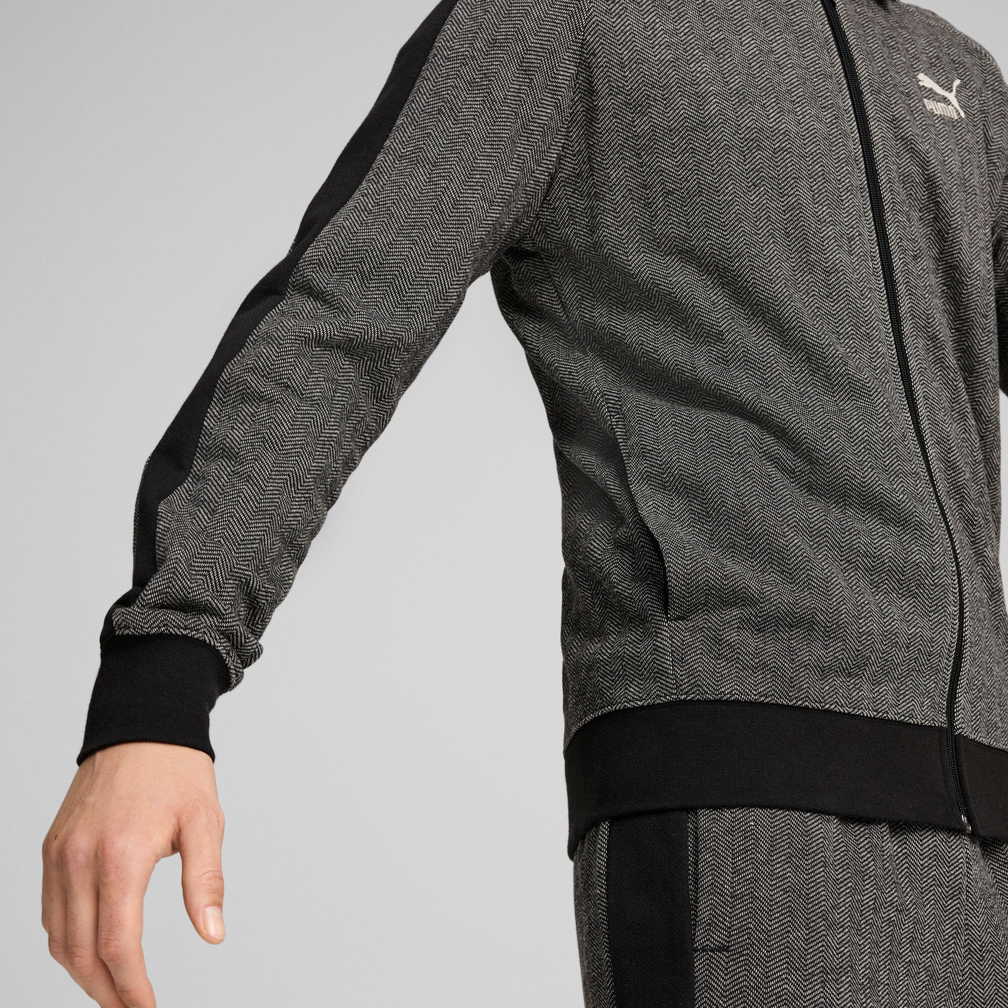 [626397-01] MENS PUMA T7 TRACK JACKET
