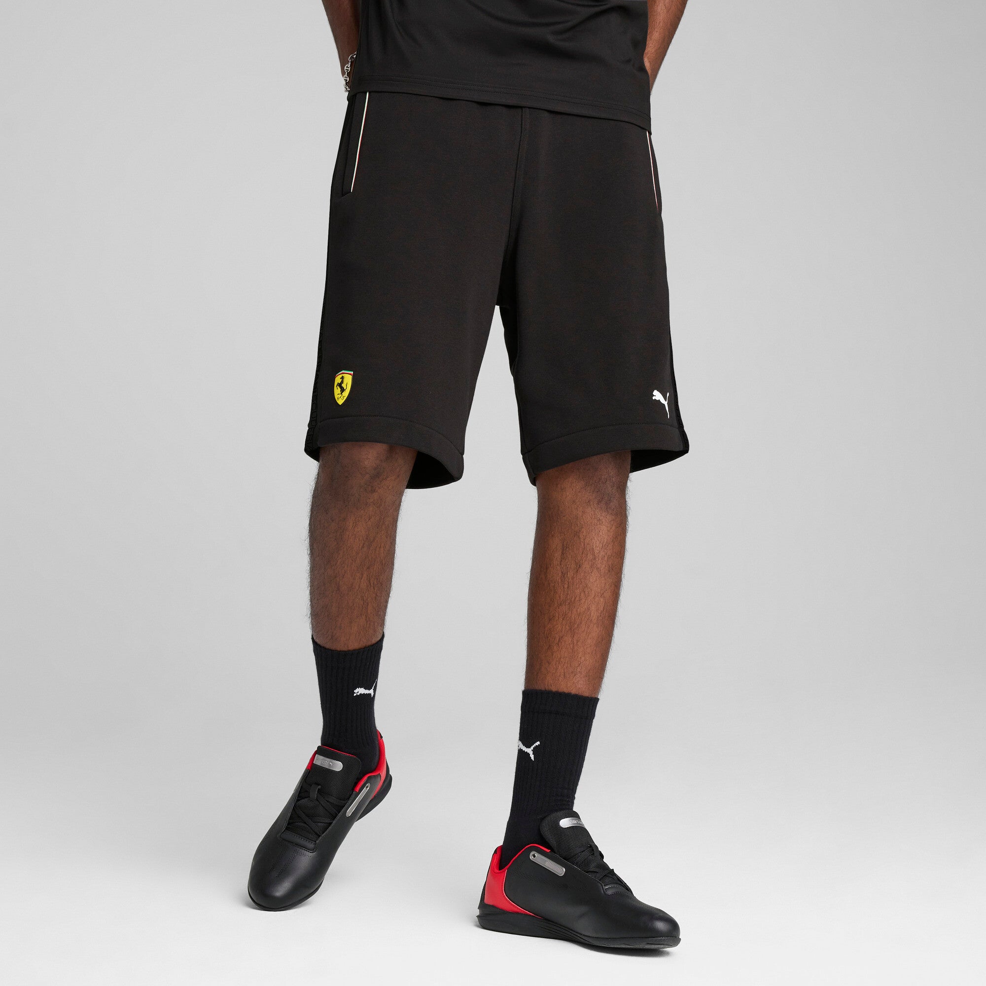 [630184-01] Mens Puma FERRARI RACE SWEATSHORTS