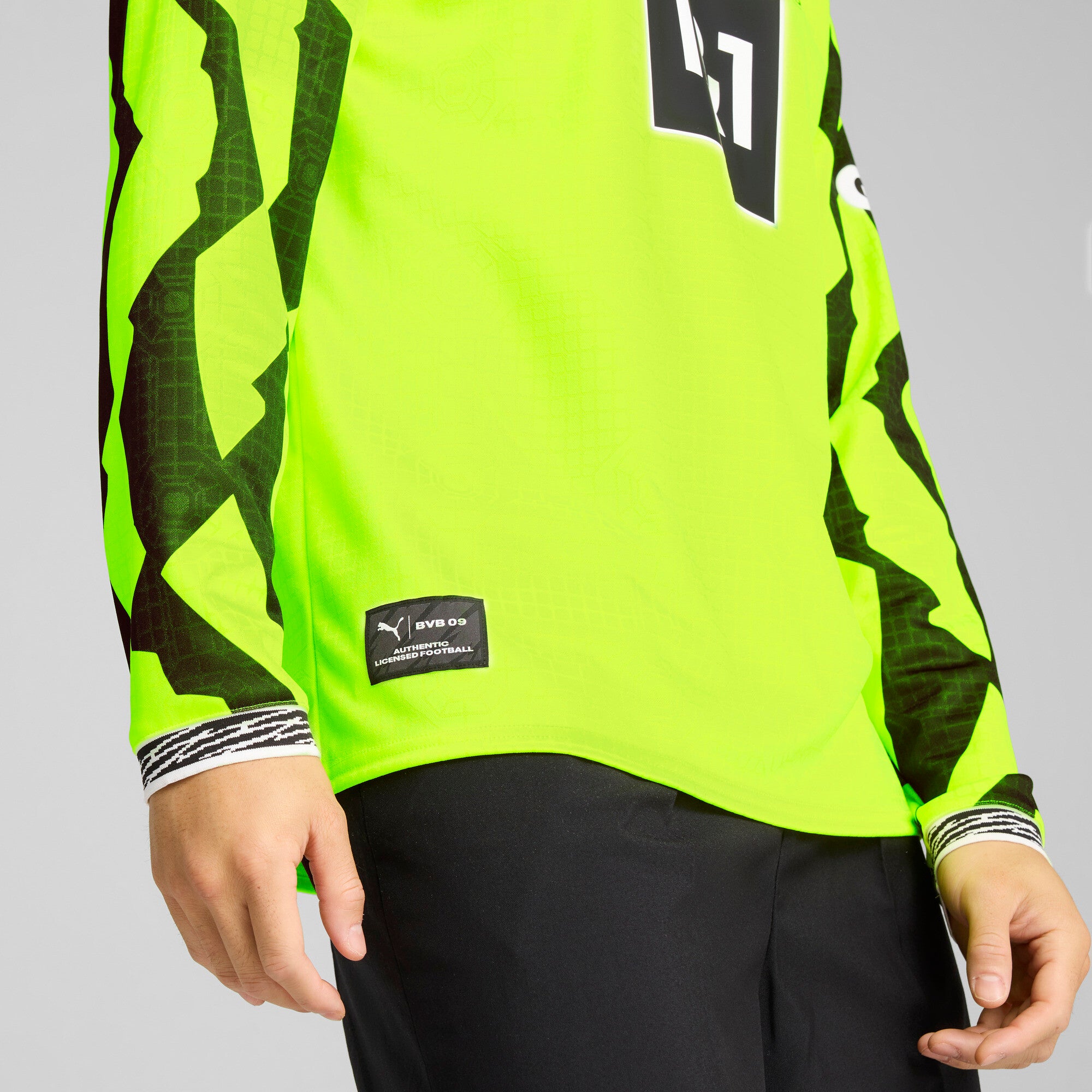 [778750-04] Mens Puma BVB ANNIVERSARY CULTURE JERSEY Long Sleeve