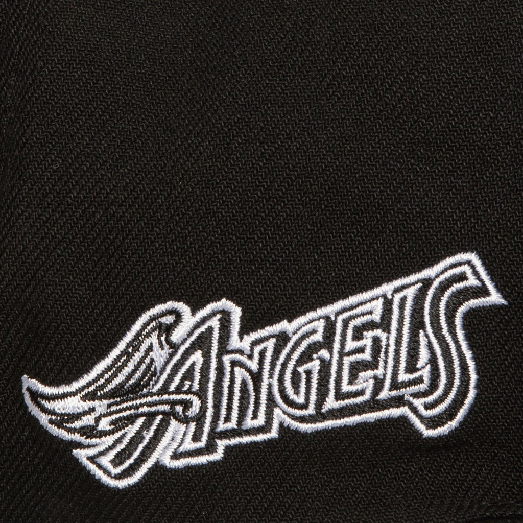 Mens Mitchell & Ness MLB EVERGREEN BLACK WHITE SNAPBACK COOP ANGELS