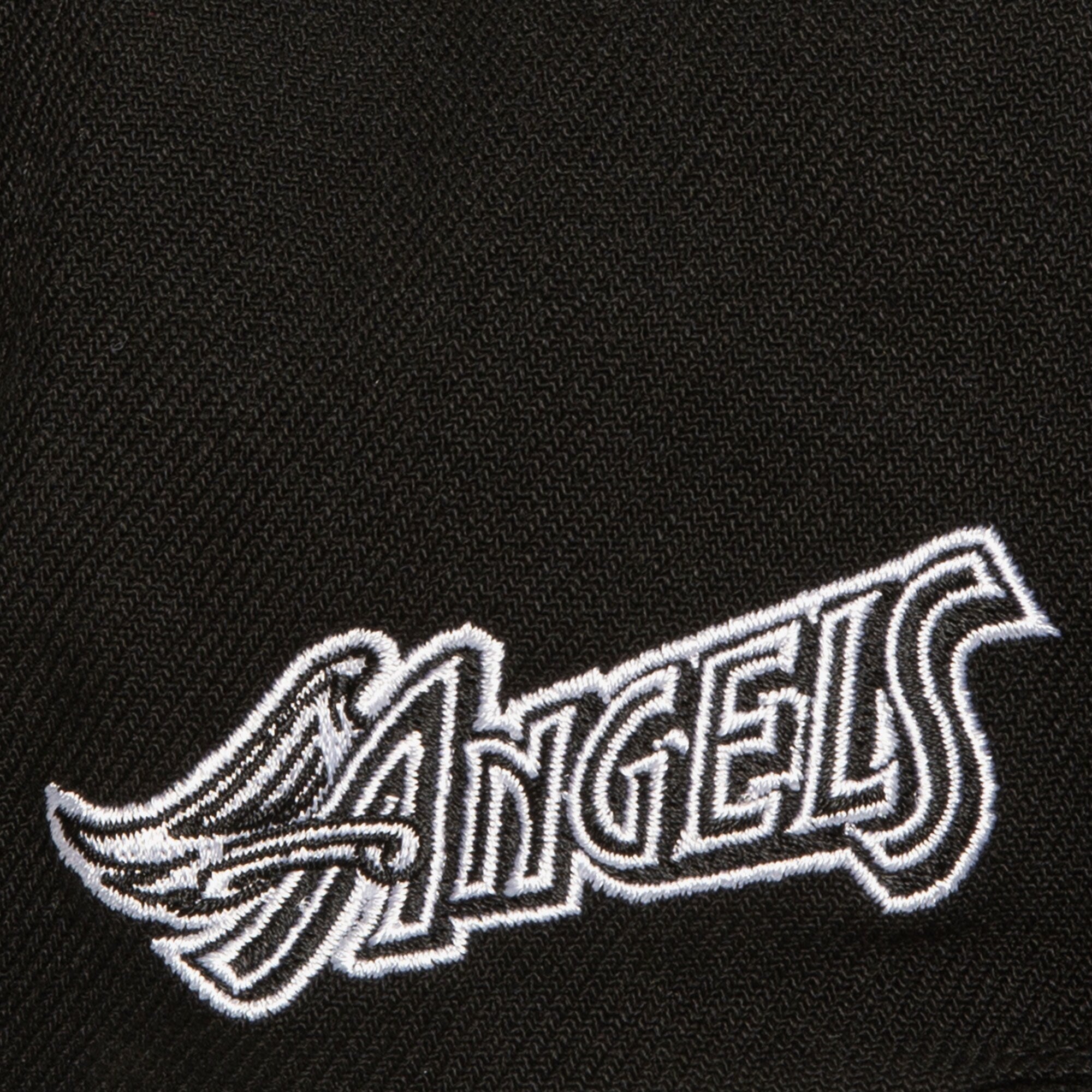 Mens Mitchell & Ness MLB EVERGREEN BLACK WHITE SNAPBACK COOP ANGELS