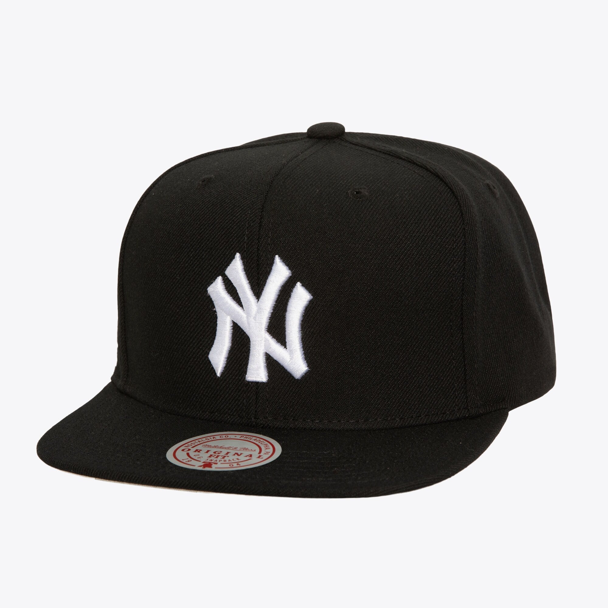 Mens Mitchell & Ness MLB EVERGREEN BLACK WHITE SNAPBACK YANKEES